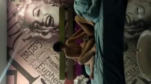 对白非常精彩成功人士高级宾馆开房约炮搞理财投资的轻熟女