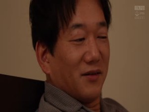 HOKS-182 人妻 寝取られ志願 30代若妻ハウスキーパーに仕組まれた罠